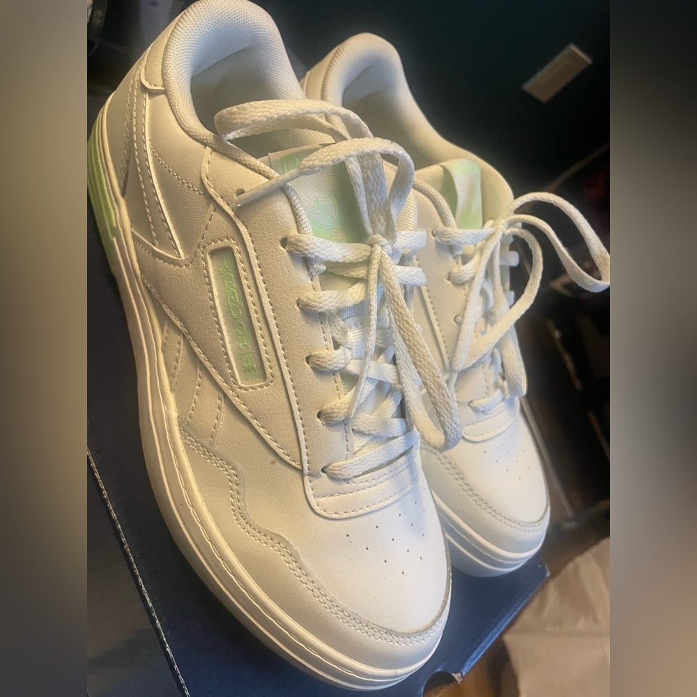 Reebok sneaker